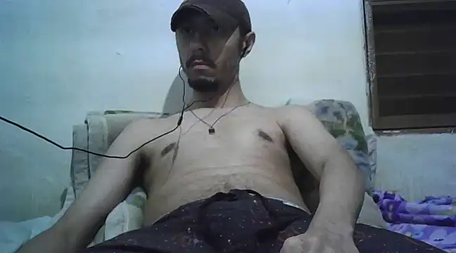 Snapshot of michel1520 chatting on 01-15-25, 01:20 michel1520 online show from 01-15-25, 01:20