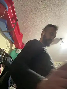 leonardohot1987 online show from 01-16-25, 05:21