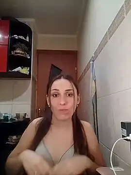 Snapshot of Yuliia30 chatting on 02-21-25, 01:00 Yuliia30 online show from 02-21-25, 01:00