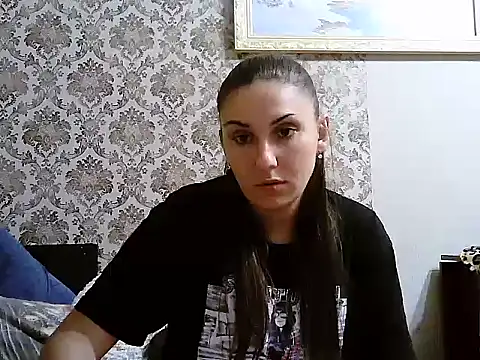 Snapshot of Yuliia30 chatting on 09-14-25, 01:21 Yuliia30 online show from 09-14-25, 01:21