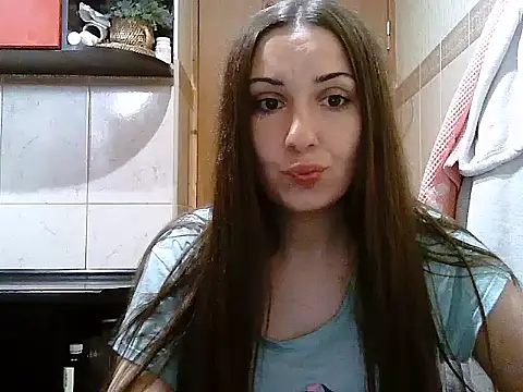 Snapshot of Yuliia30 chatting on 09-24-25, 02:09 Yuliia30 online show from 09-24-25, 02:09