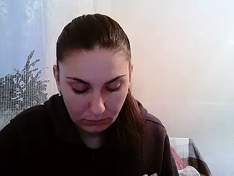 Snapshot of Yuliia30 chatting on 12-20-25, 01:40 Yuliia30 online show from 12-20-25, 01:40