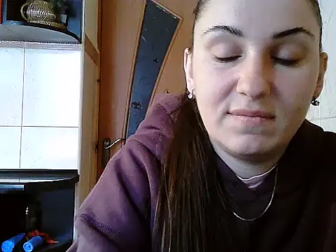 Snapshot of Yuliia30 chatting on 01-11-26, 11:04 Yuliia30 online show from 01-11-26, 11:04