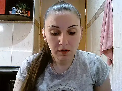 Yuliia30 online show from 06-03-26, 05:07