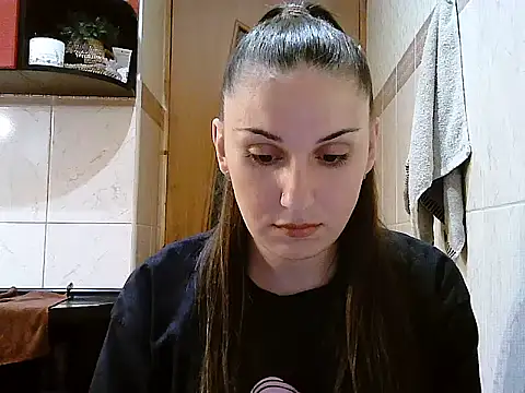 Yuliia30 online show from 06-16-26, 04:31