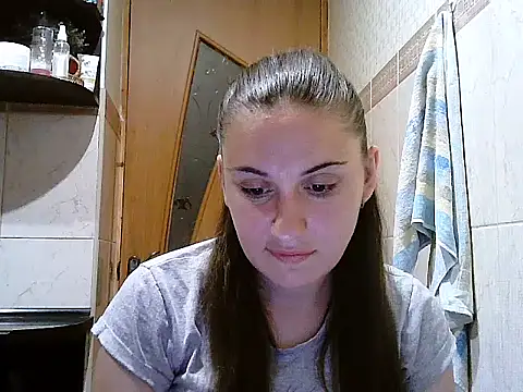 Yuliia30 online show from 07-05-26, 06:15