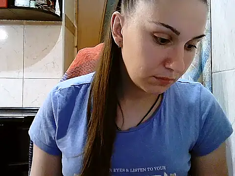 Yuliia30 online show from 07-17-26, 04:45