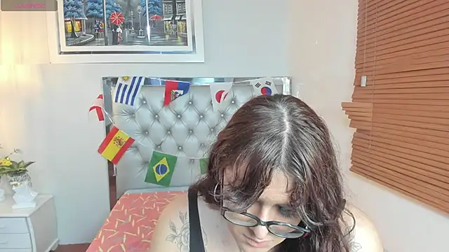 Snapshot of kathepickmanx chatting on 06-19-26, 04:06 kathepickmanx online show from 06-19-26, 04:06