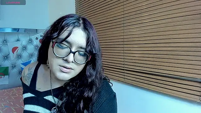 Snapshot of kathepickmanx chatting on 07-16-26, 03:34 kathepickmanx online show from 07-16-26, 03:34