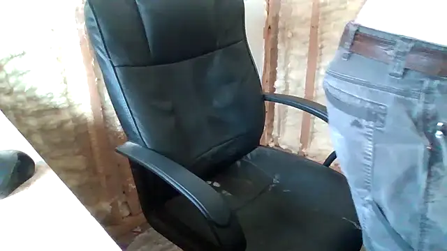 Snapshot of therealjj3333 chatting on 11-29-25, 01:58 therealjj3333 online show from 11-29-25, 01:58