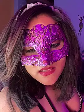 Snapshot of Ayeshaa__25 chatting on 03-18-25, 02:59 Ayeshaa  25 online show from 03-18-25, 02:59