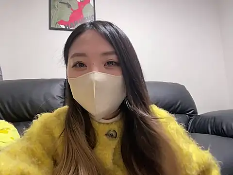 Snapshot of yazawa_oO chatting on 02-05-25, 01:22 yazawa oO online show from 02-05-25, 01:22