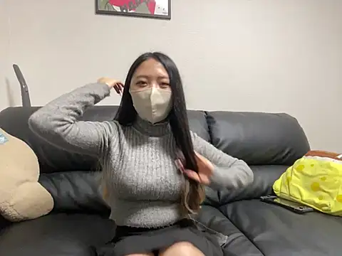 Snapshot of yazawa_oO chatting on 02-12-26, 04:02 yazawa oO online show from 02-12-26, 04:02