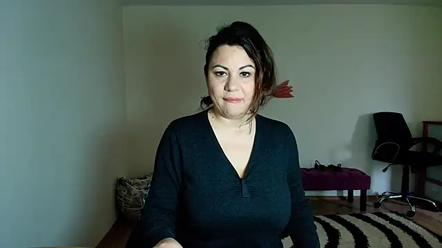 Snapshot of VixenVibesX chatting on 05-22-26, 07:37 VixenVibesX online show from 05-22-26, 07:37