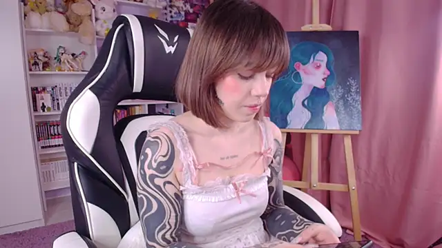 Catharsisi online show from 01-18-25, 03:27