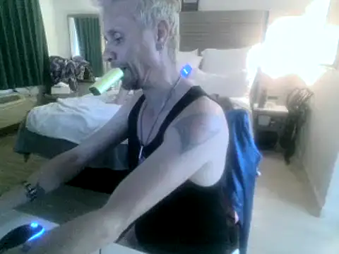 AQuickPhyx online show from 02-03-25, 10:00