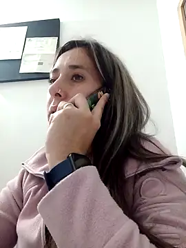 CHARLOTTE 1711 online show from 02-03-25, 01:09