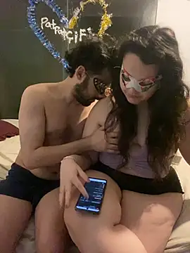 Snapshot of Patpatpatcift chatting on 01-10-26, 06:48 Patpatpatcift online show from 01-10-26, 06:48