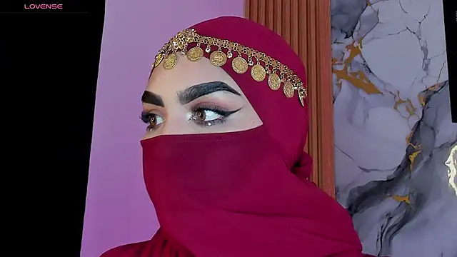 Maissa Alabi online show from 06-25-26, 07:18