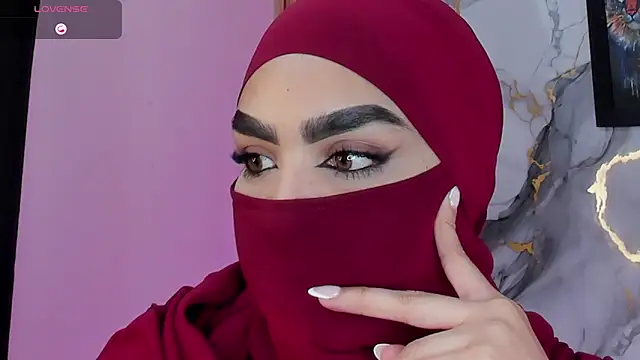 Maissa Alabi online show from 06-30-26, 07:37