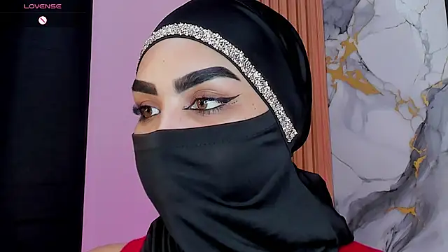 Maissa Alabi online show from 07-11-26, 08:44