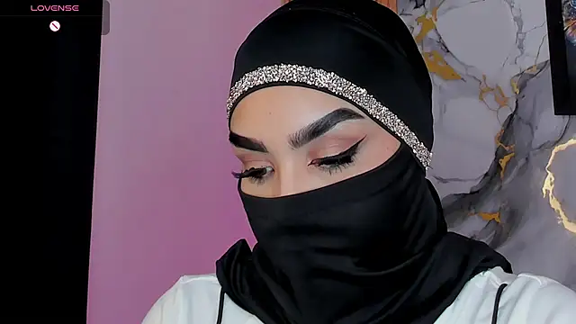 Maissa Alabi online show from 07-22-26, 07:27