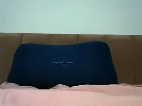 Snapshot of CarolzinhaTC@xh chatting on 11-16-25, 05:13 CarolzinhaTCxh online show from 11-16-25, 05:13