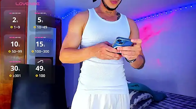 austinoficial online show from 02-28-25, 01:47