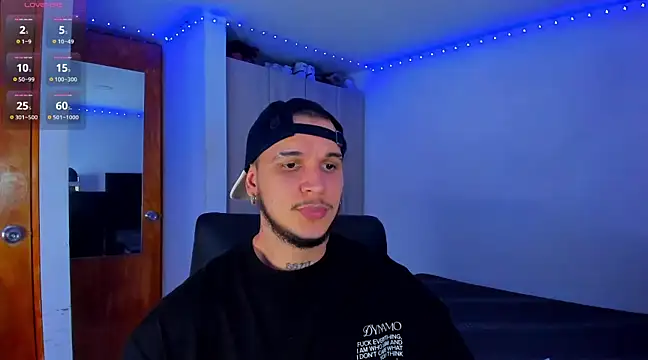 austinoficial online show from 03-18-25, 01:43