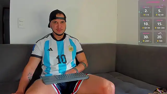 austinoficial online show from 11-12-25, 08:52