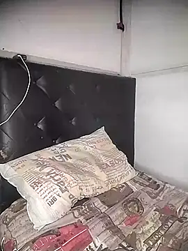 Snapshot of Black_Manba chatting on 02-13-25, 09:27 Black Manba online show from 02-13-25, 09:27