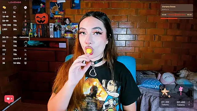 Snapshot of Annycolin_ chatting on 10-25-25, 04:20 Annycolin online show from 10-25-25, 04:20