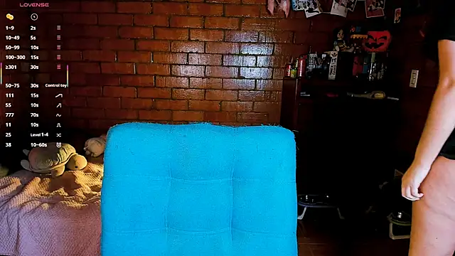 Snapshot of Annycolin_ chatting on 02-05-26, 02:38 Annycolin online show from 02-05-26, 02:38