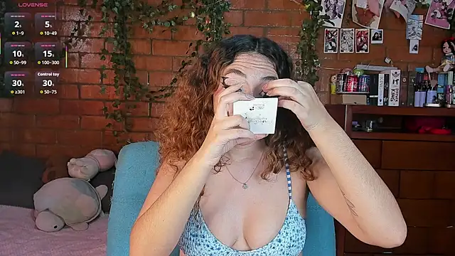 Annycolin  online show from 07-14-26, 10:37
