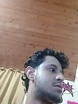 Snapshot of nxus77 chatting on 11-15-25, 05:49 nxus77 online show from 11-15-25, 05:49