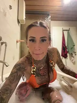 Snapshot of Black_sweet_Rose chatting on 01-19-25, 09:34 Black sweet Rose online show from 01-19-25, 09:34