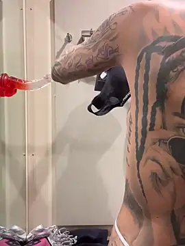 Snapshot of Black_sweet_Rose chatting on 02-01-25, 06:40 Black sweet Rose online show from 02-01-25, 06:40