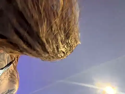 Snapshot of Black_sweet_Rose chatting on 03-20-26, 05:18 Black sweet Rose online show from 03-20-26, 05:18