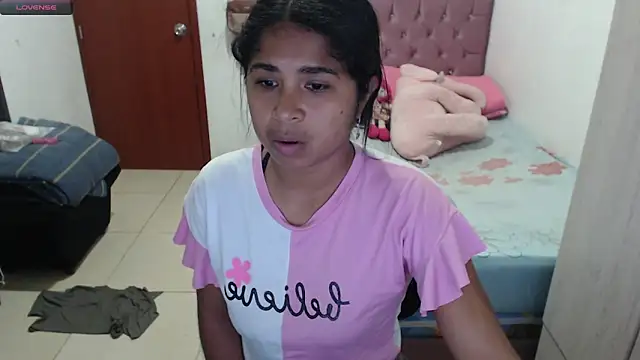 july-feria online show from 10-25-25, 10:15