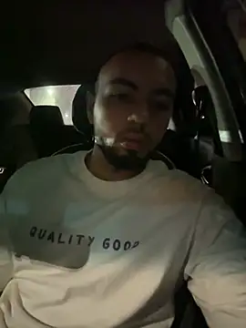 Snapshot of arturguy00 chatting on 02-23-26, 09:50 arturguy00 online show from 02-23-26, 09:50