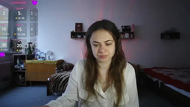 Snapshot of Your___Hope chatting on 03-10-25, 06:27 Your Hope online show from 03-10-25, 06:27