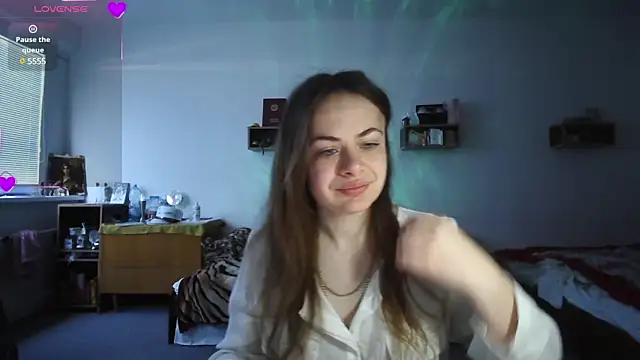 Snapshot of Your___Hope chatting on 03-22-25, 06:33 Your Hope online show from 03-22-25, 06:33