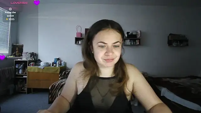 Snapshot of Your___Hope chatting on 11-04-25, 06:34 Your Hope online show from 11-04-25, 06:34