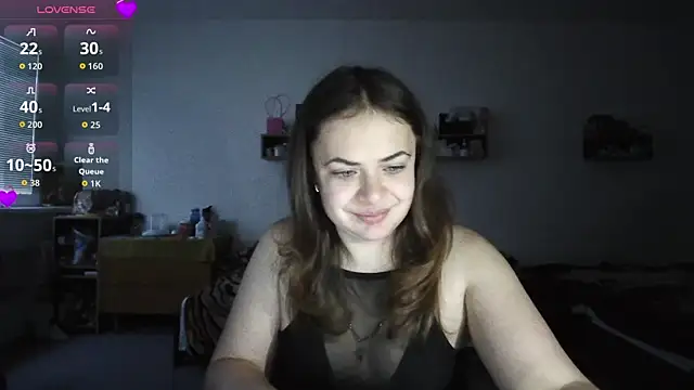 Snapshot of Your___Hope chatting on 11-14-25, 06:45 Your Hope online show from 11-14-25, 06:45