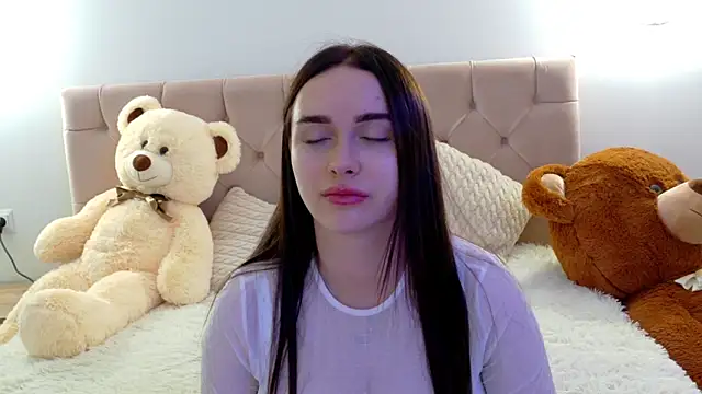 Lilliana Moon online show from 10-16-25, 06:36