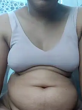 Snapshot of nikkibenza chatting on 03-14-25, 09:14 nikkibenza online show from 03-14-25, 09:14