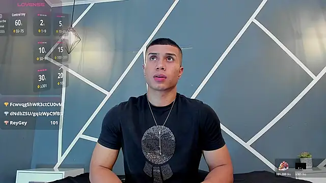 Snapshot of bruno_cavalli chatting on 03-06-26, 05:31 bruno cavalli online show from 03-06-26, 05:31