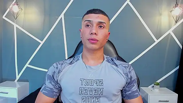 Snapshot of bruno_cavalli chatting on 03-10-26, 05:34 bruno cavalli online show from 03-10-26, 05:34