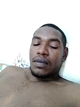Snapshot of Elnegro28 chatting on 09-20-25, 02:23 Elnegro28 online show from 09-20-25, 02:23