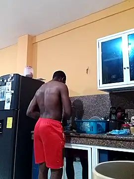 Snapshot of Elnegro28 chatting on 10-02-25, 12:12 Elnegro28 online show from 10-02-25, 12:12
